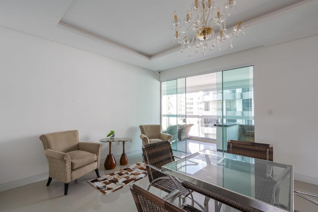 Apto A 260M Da Meia Praia Em Condominio De Luxo Sc Итапема Экстерьер фото