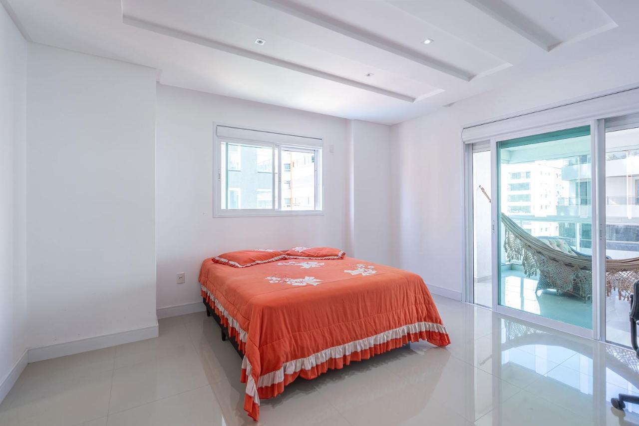 Apto A 260M Da Meia Praia Em Condominio De Luxo Sc Итапема Экстерьер фото